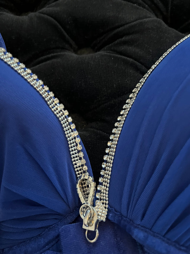 Conjunto lingerie sutiã com zíper de strass e calcinha fio