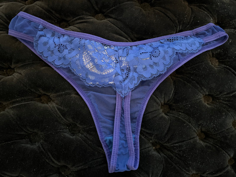 Conjunto lingerie sutiã com zíper de strass e calcinha fio